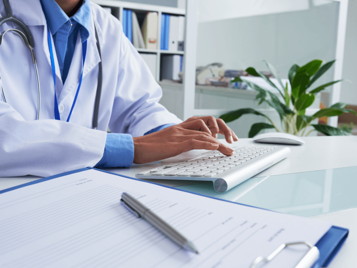 Wearable Data Undermines Weekly Mood Labels