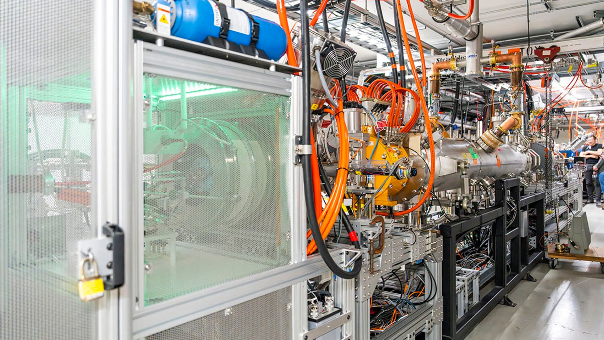 Fermilab Circulates First Proton Beams in IOTA
