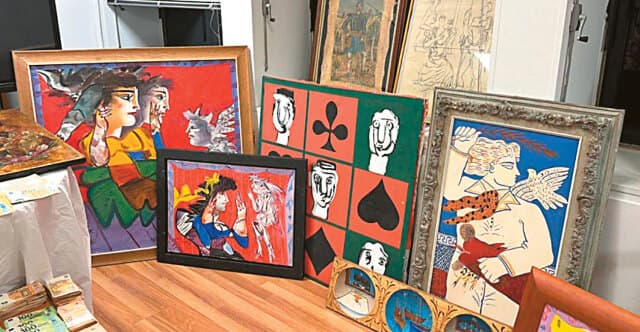 Forgers Use AI and Antiques to Mimic Art