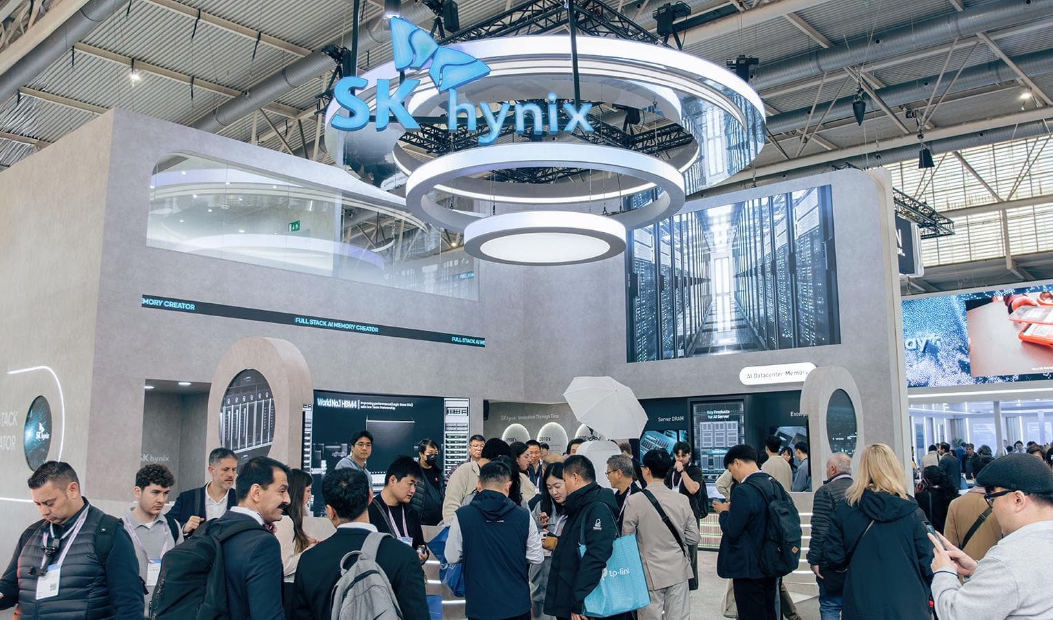 SK hynix Showcases Advanced AI Memory Solutions