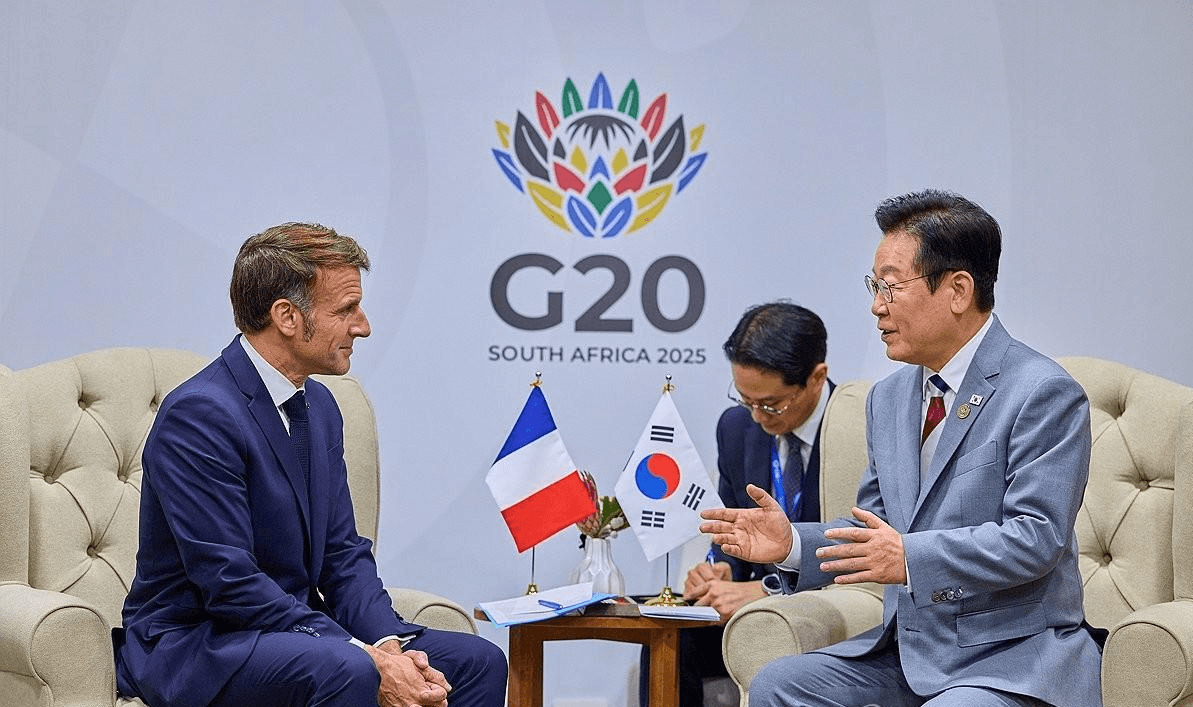 Lee Seeks Closer Korea-France Cooperation on AI, Energy, Space