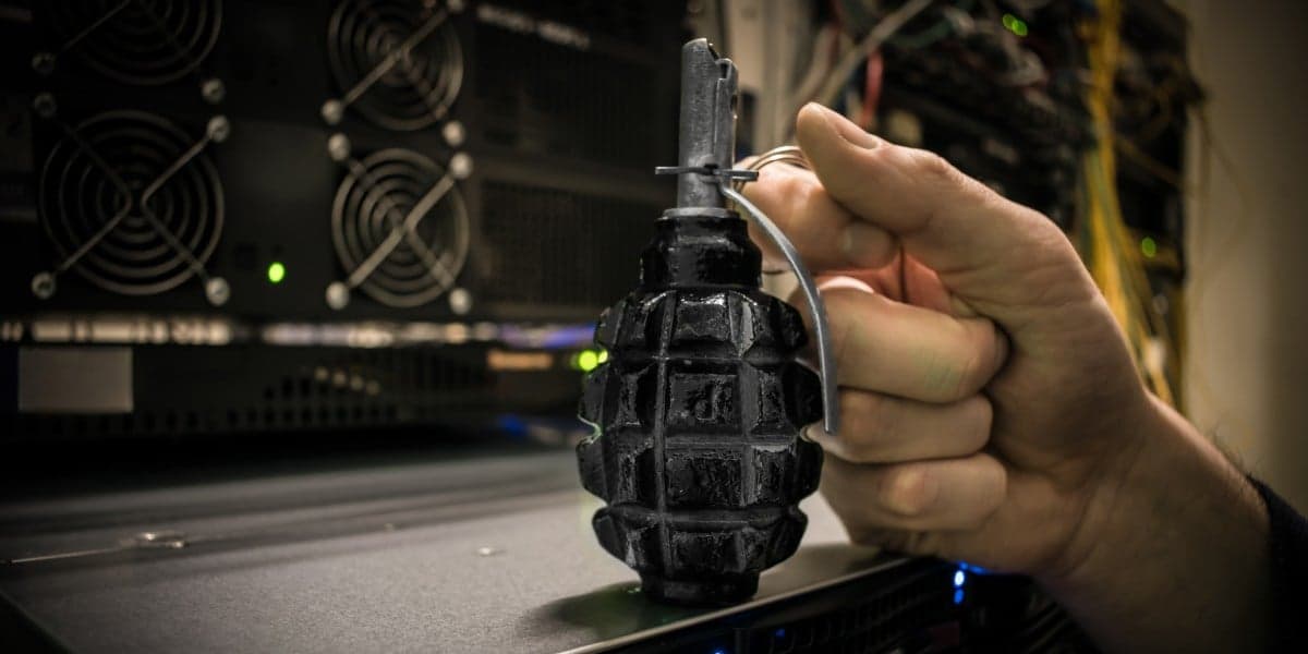 Microsoft Rethinks Datacenter Designs for War Zones