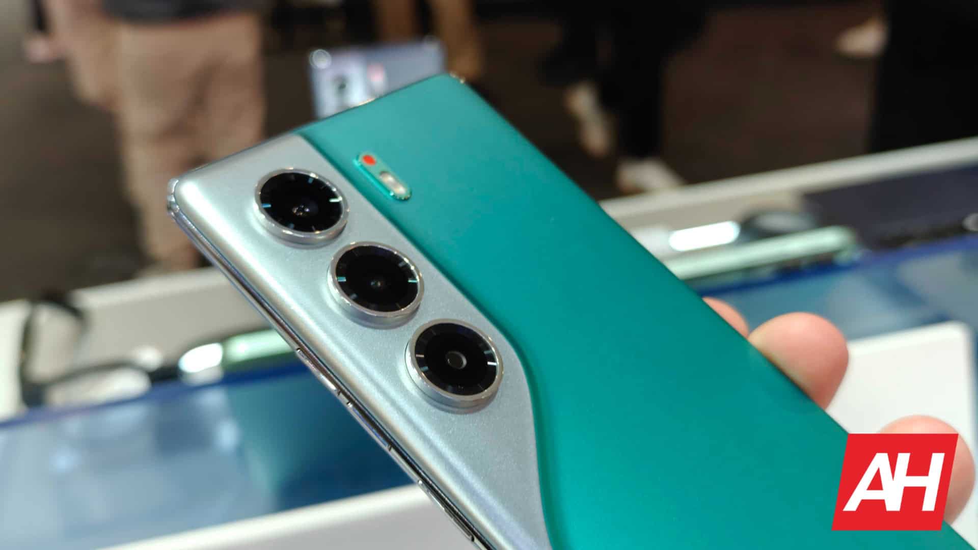 TECNO Integrates OpenClaw Enabling Mobile AI Agents