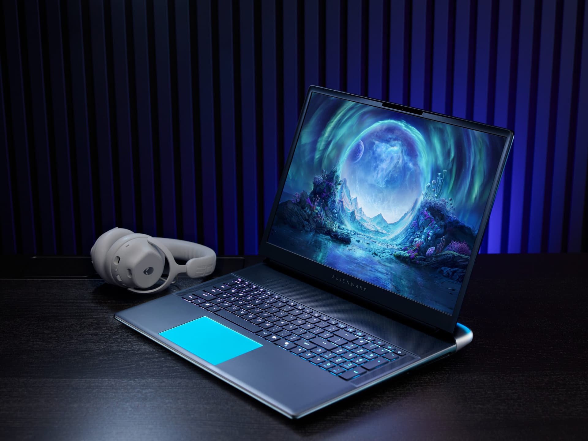 Alienware Launches Area-51 And Aurora Laptops