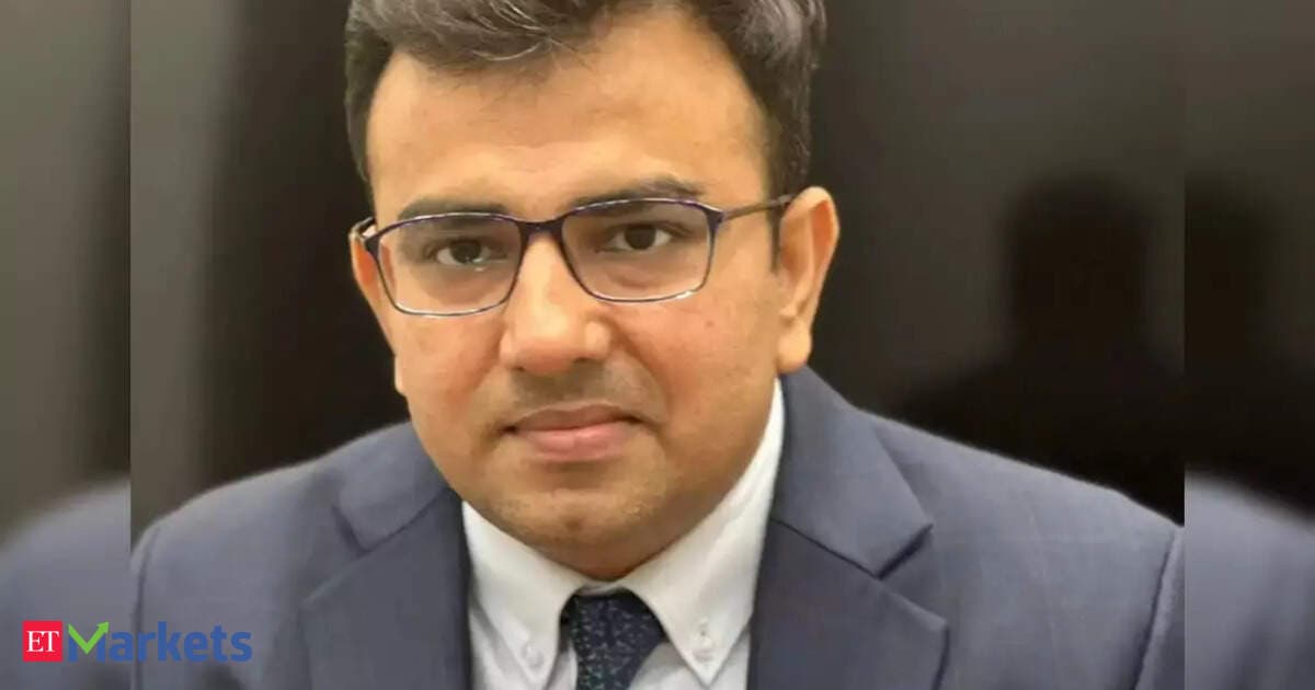 India Markets Underperform Despite Global AI Boom