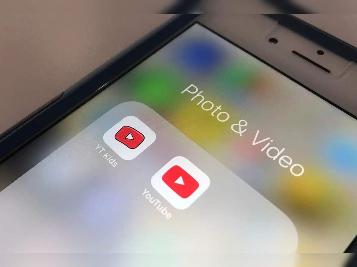 Advocacy Groups Condemn YouTube's AI Kids Videos