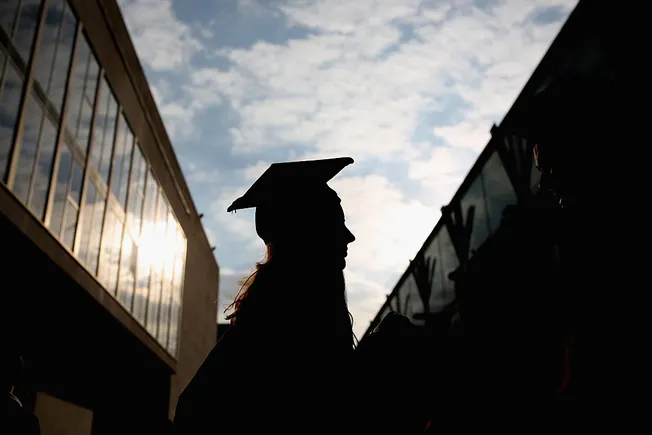 Graduates Prioritize Security Over Higher Salaries