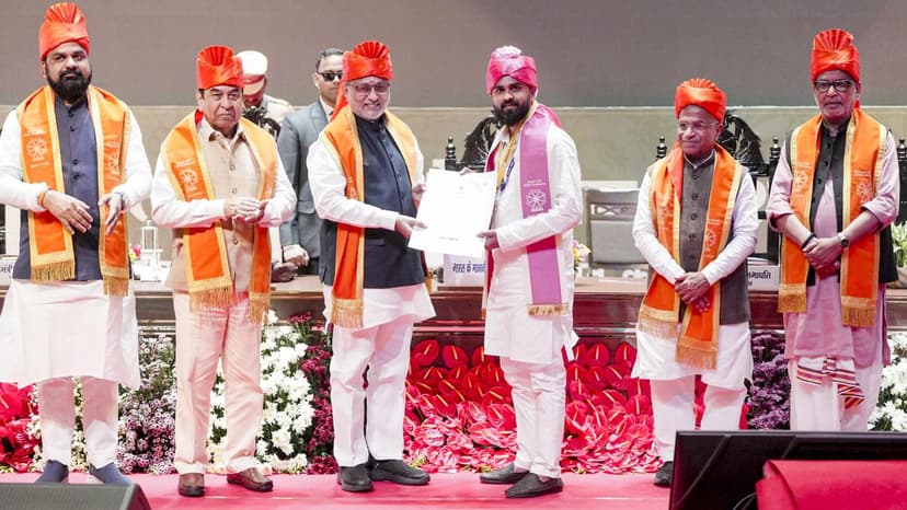 Vice President Urges Students To Embrace AI