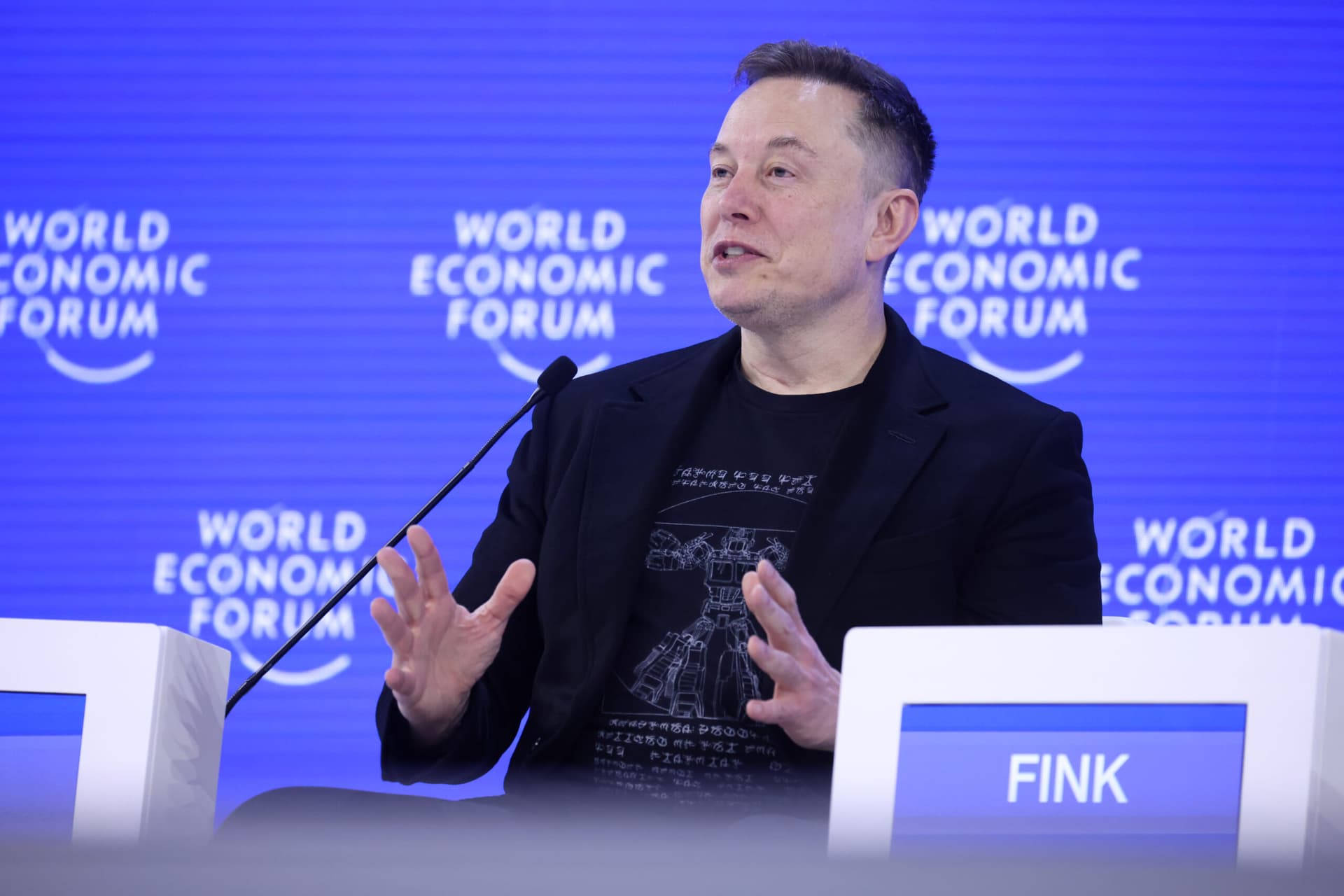 NLRB Drops Case Against SpaceX Engineers