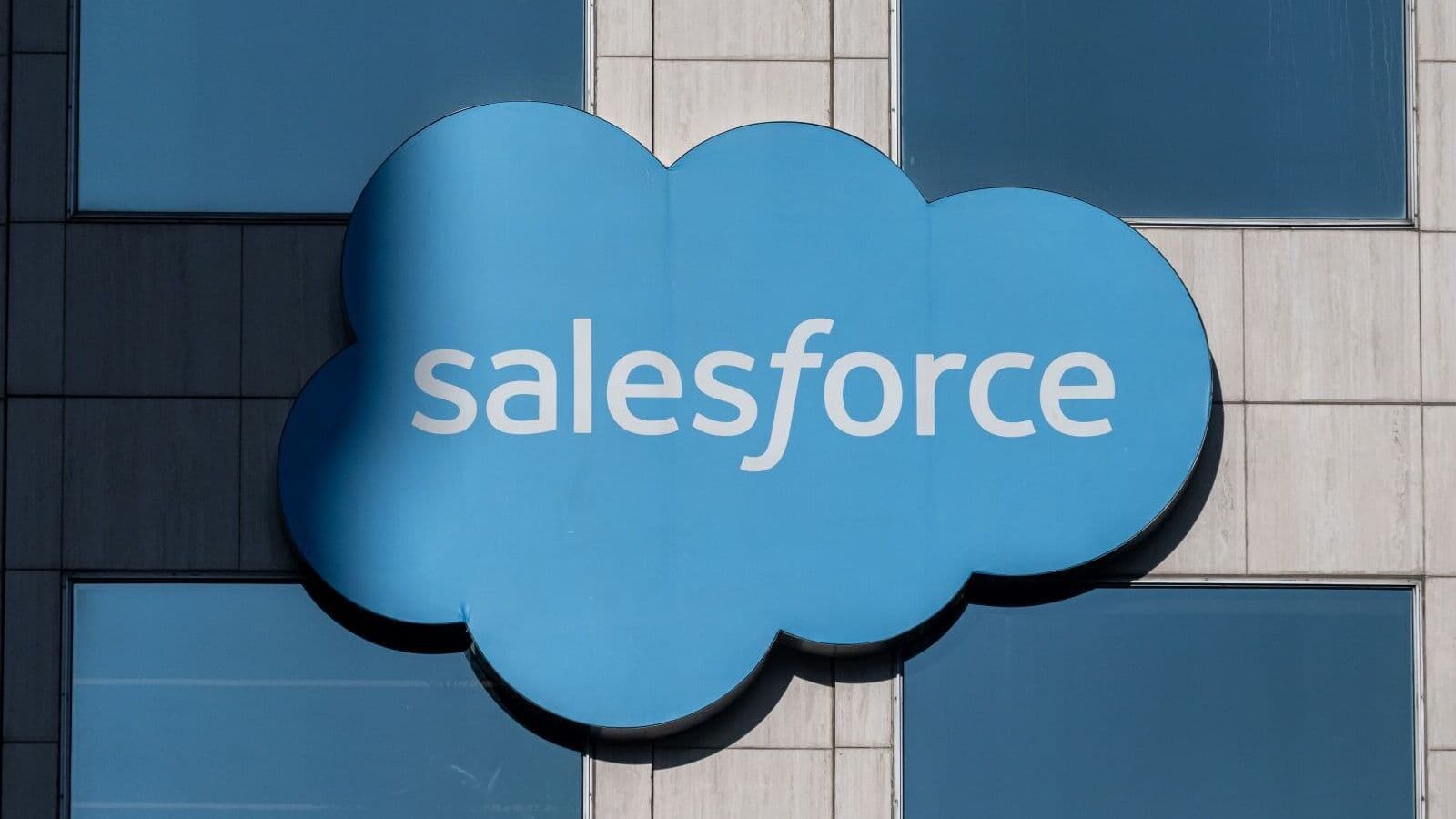 Salesforce Employees Urge CEO To Drop ICE