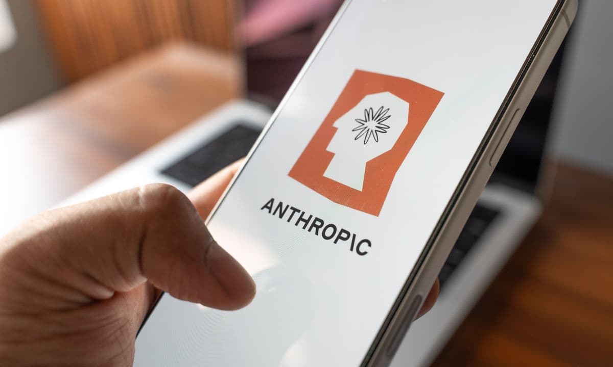 Anthropic Achieves $30B Revenue Run Rate